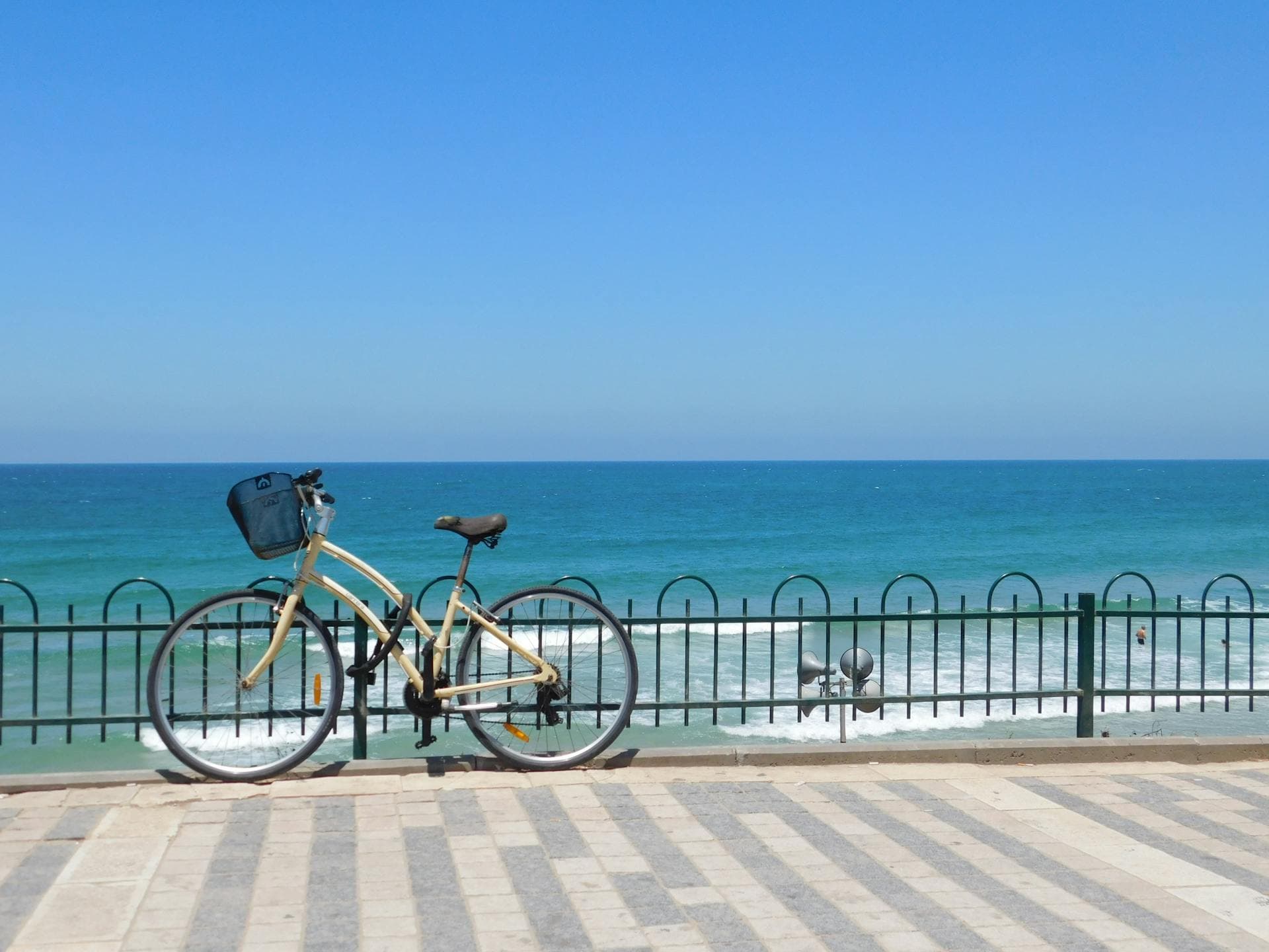 Peninsula coast ride